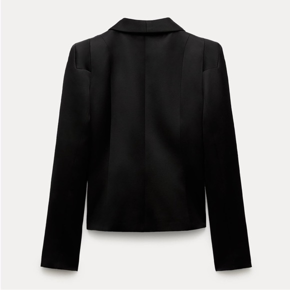 ZARA WOMAN COLLECTION BOLD SHOULDER SHAWL COLLAR BLAZER. - Picture 9 of 13